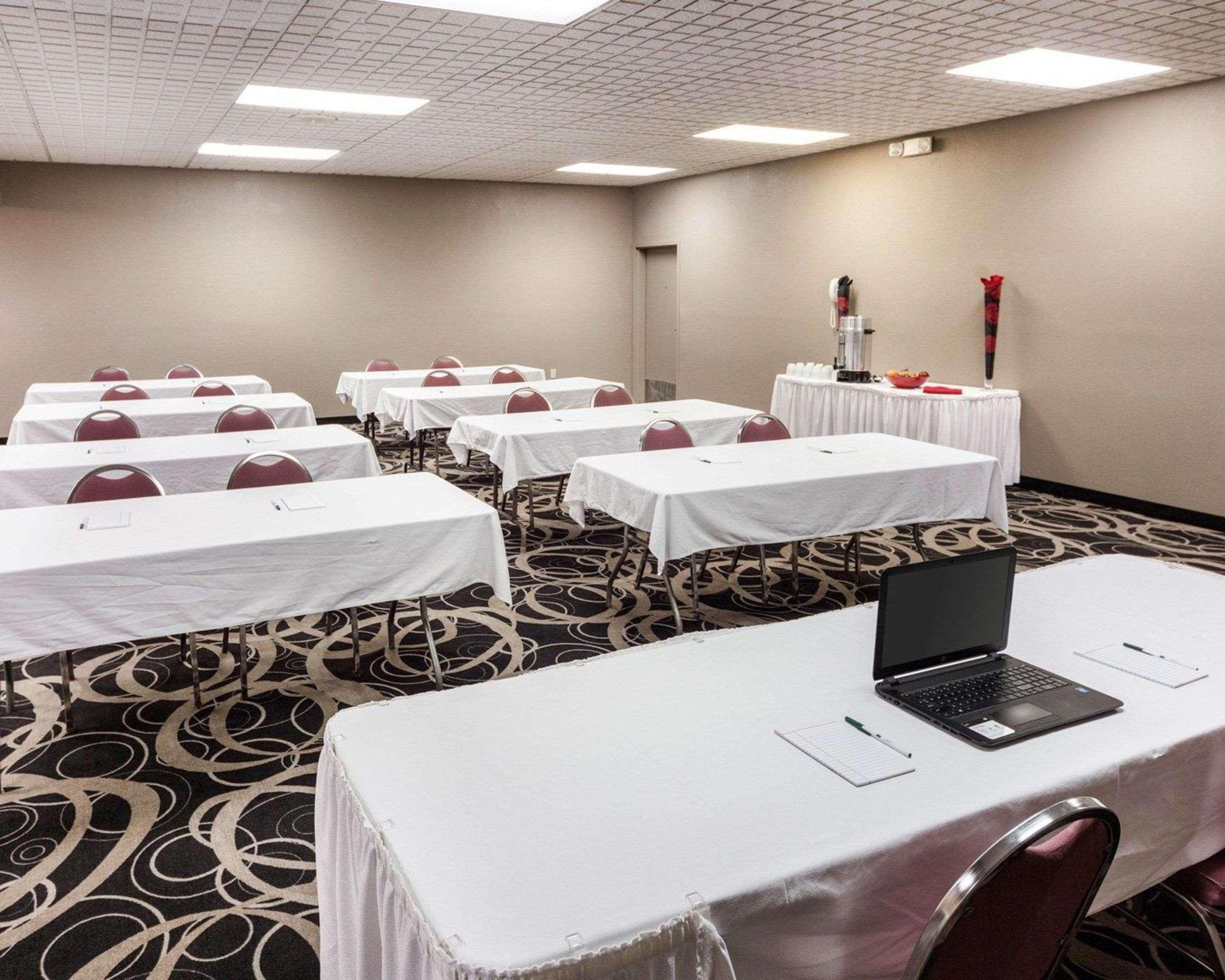 Quality Inn Montpelier ภายนอก รูปภาพ