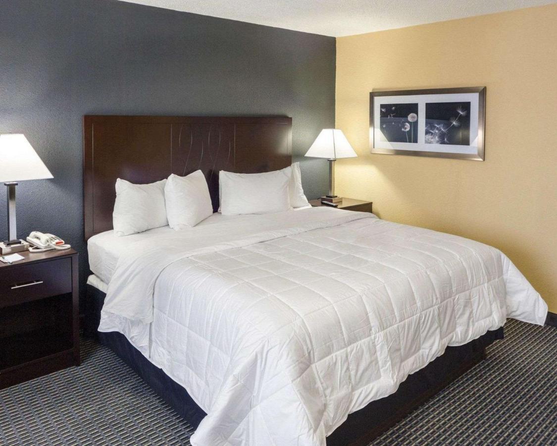 Quality Inn Montpelier ภายนอก รูปภาพ